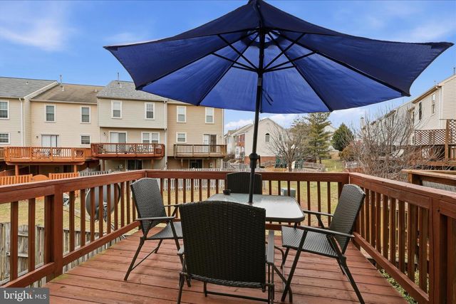 5820 WATERMARK CIR, Centreville, VA 20120