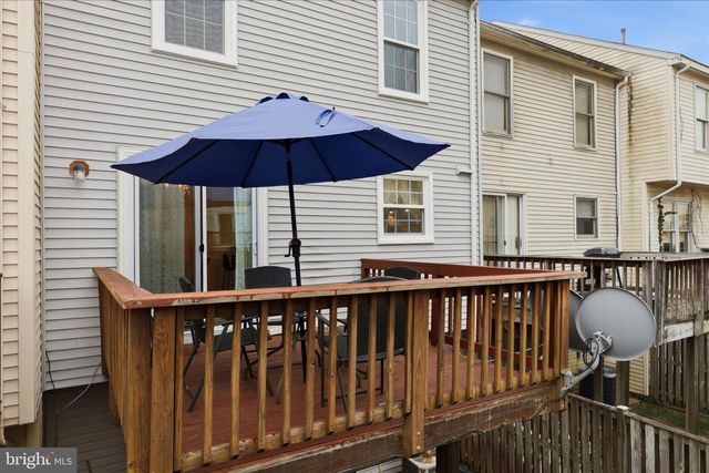 5820 WATERMARK CIR, Centreville, VA 20120