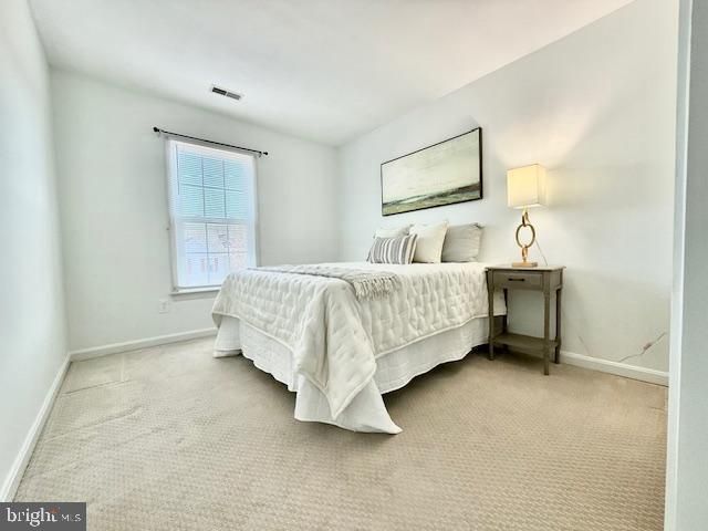 5820 WATERMARK CIR, Centreville, VA 20120