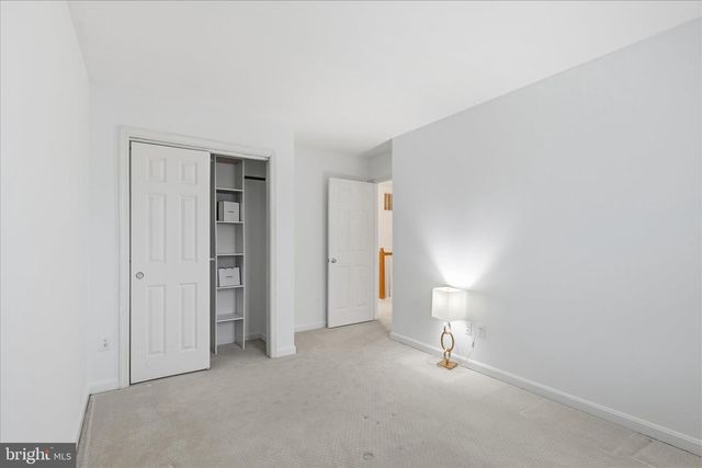 5820 WATERMARK CIR, Centreville, VA 20120