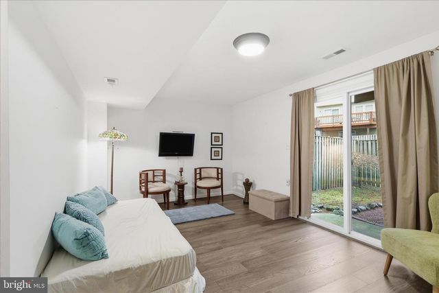 5820 WATERMARK CIR, Centreville, VA 20120