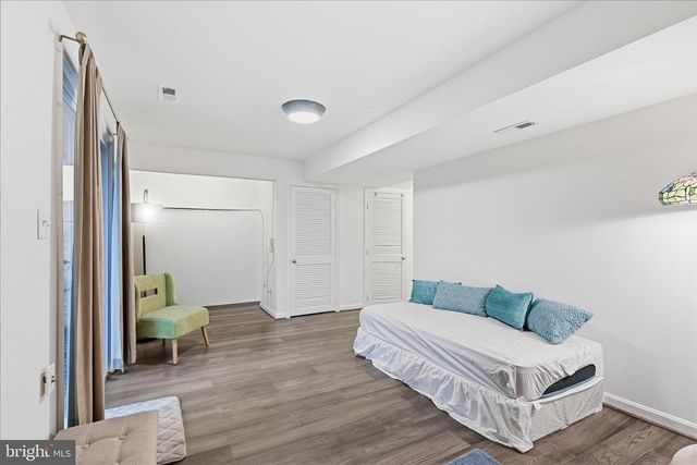 5820 WATERMARK CIR, Centreville, VA 20120