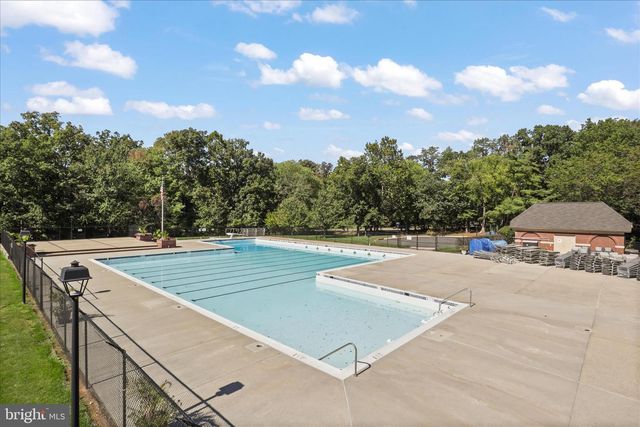 5820 WATERMARK CIR, Centreville, VA 20120