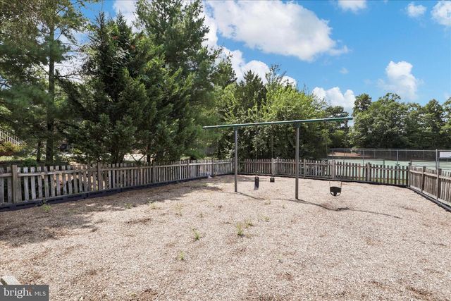 5820 WATERMARK CIR, Centreville, VA 20120