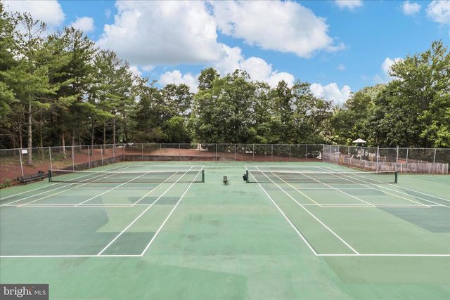 5820 WATERMARK CIR, Centreville, VA 20120