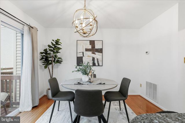 5820 WATERMARK CIR, Centreville, VA 20120