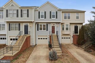 5820 WATERMARK CIR, Centreville, VA 20120