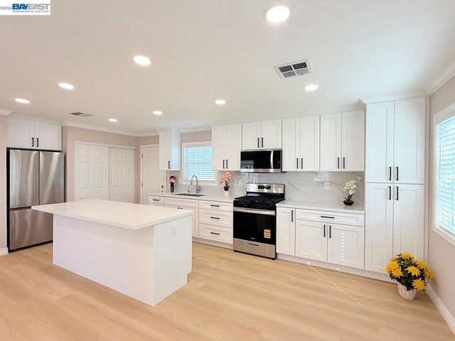 312 Winnipeg Green, Fremont, CA 94538