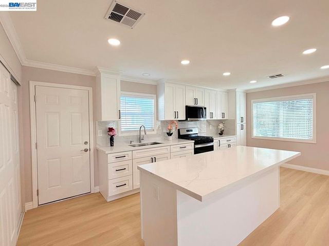 312 Winnipeg Green, Fremont, CA 94538