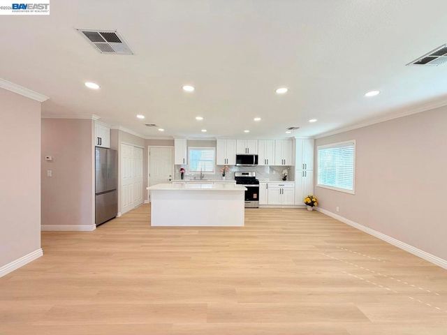 312 Winnipeg Green, Fremont, CA 94538