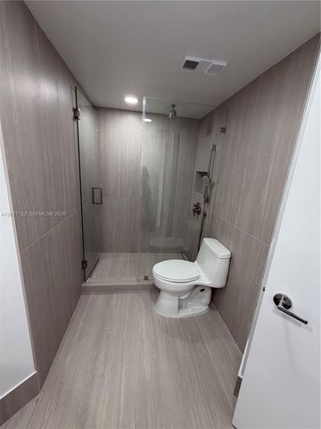3640 Yacht Club Dr 805, Aventura, FL 33180