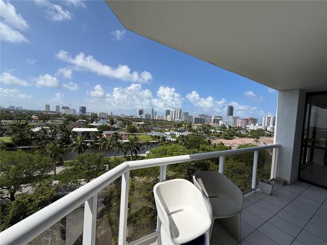 3640 Yacht Club Dr 805, Aventura, FL 33180