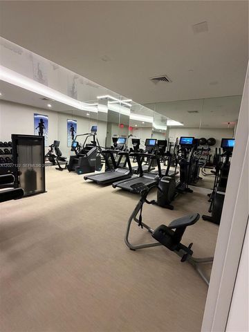 3640 Yacht Club Dr 805, Aventura, FL 33180