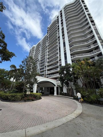 3640 Yacht Club Dr 805, Aventura, FL 33180