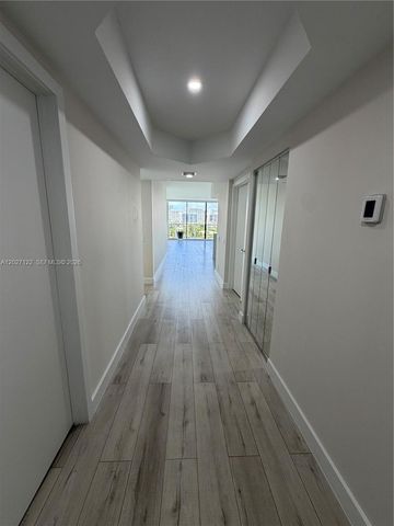 3640 Yacht Club Dr 805, Aventura, FL 33180