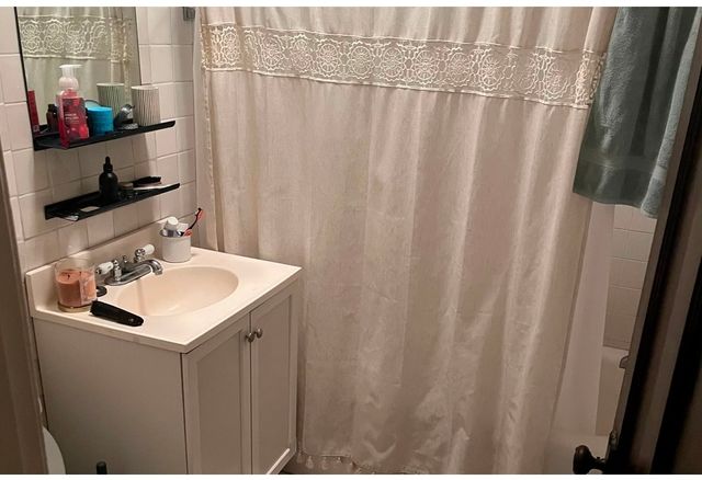 3815 N Greenview Avenue 2E, Chicago, IL 60613