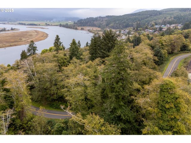 Rowe St 1900, Wheeler, OR 97147