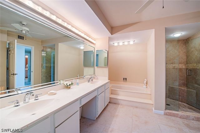 4051 Gulf Shore BLVD N 706, Naples, FL 34103
