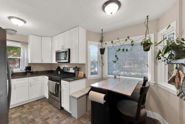 12525 James STREET, Brookfield, WI 53005