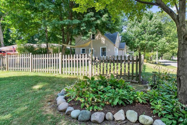 12525 James STREET, Brookfield, WI 53005