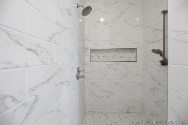16011 E 106th Place N, Owasso, OK 74055