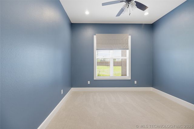 16011 E 106th Place N, Owasso, OK 74055