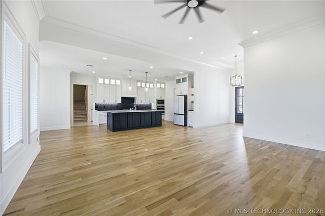 16011 E 106th Place N, Owasso, OK 74055