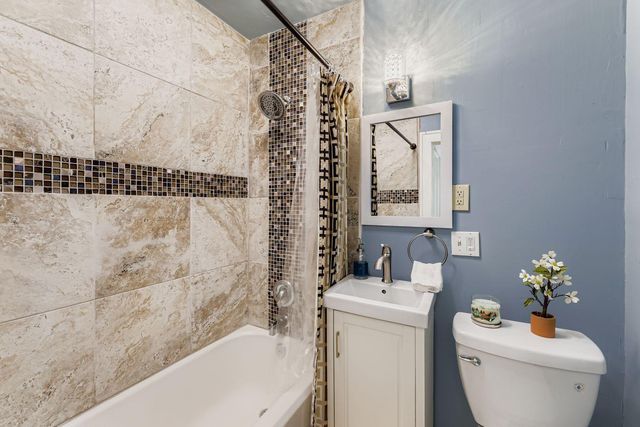 1005 Galtier Street, Saint Paul, MN 55117