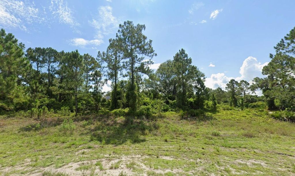 627 Columbus Boulevard S, Lehigh Acres, FL 33974