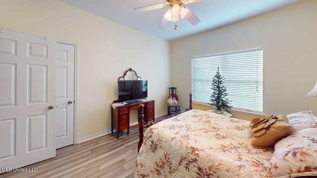 9461 Op La Way, Diamondhead, MS 39525