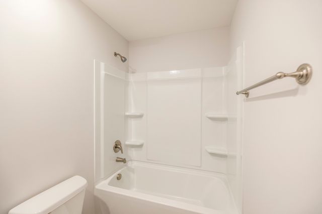 162 Oasis Dr, La Vergne, TN 37086