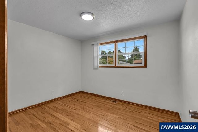 3764 Ivy St NE, Salem, OR 97305
