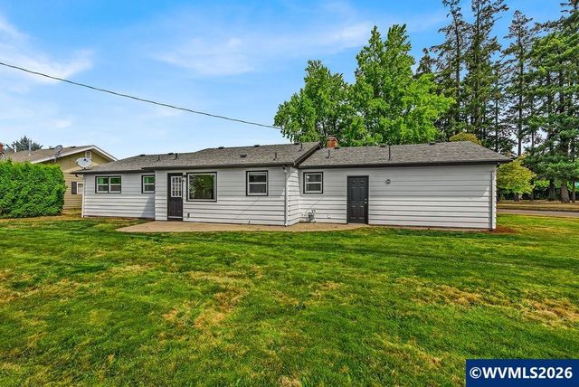 3764 Ivy St NE, Salem, OR 97305