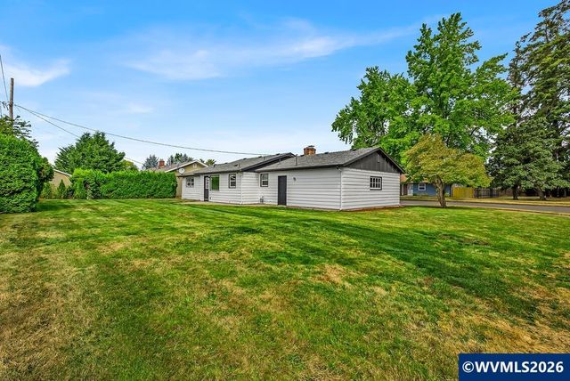 3764 Ivy St NE, Salem, OR 97305