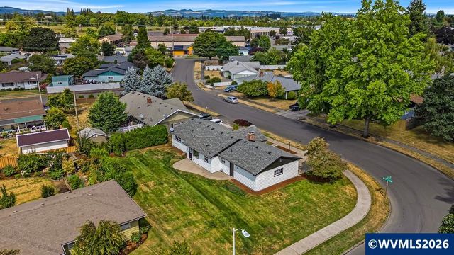 3764 Ivy St NE, Salem, OR 97305