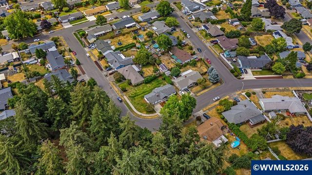 3764 Ivy St NE, Salem, OR 97305