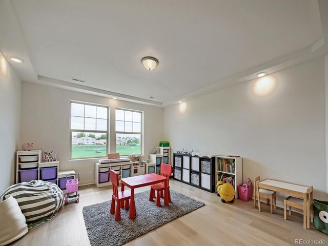 20558 E 49th Dr, Denver, CO 80249
