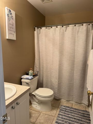 2044 Metacomet Way, Raleigh, NC 27604