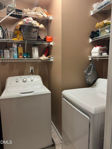 2044 Metacomet Way, Raleigh, NC 27604