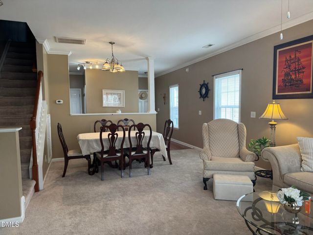 2044 Metacomet Way, Raleigh, NC 27604