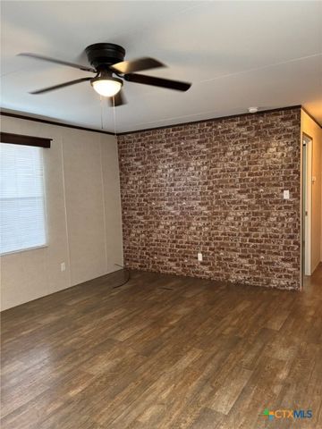 813 Blyth Road, Victoria, TX 77904