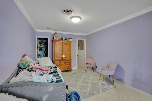 2756 NE 35th Street, Fort Lauderdale, FL 33306
