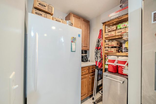 1896 PURDY BEAUTY HILL RD, Bethel Springs, TN 38315