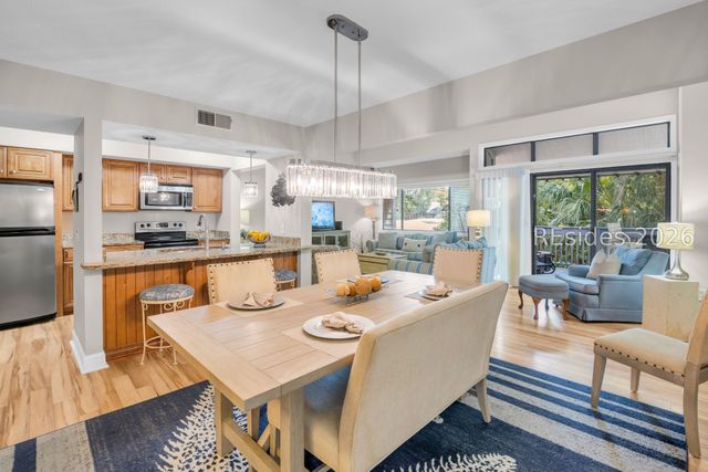 59 Carnoustie Rd Apt 273, Hilton Head Island, SC 29928