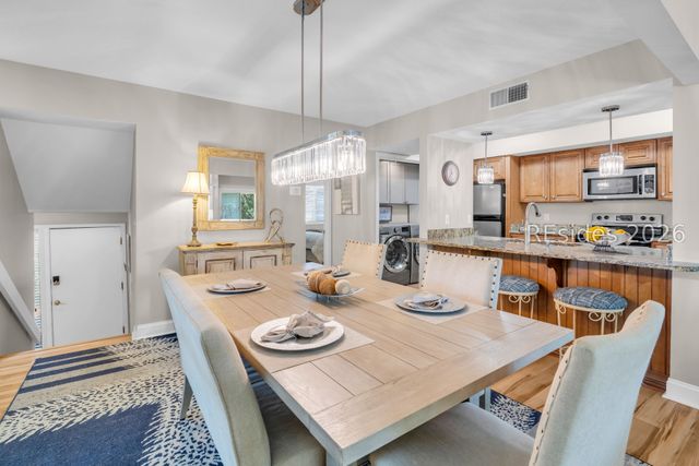 59 Carnoustie Rd Apt 273, Hilton Head Island, SC 29928