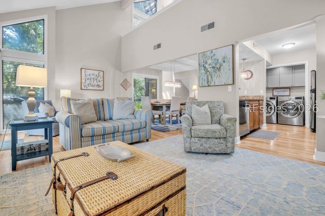 59 Carnoustie Rd Apt 273, Hilton Head Island, SC 29928