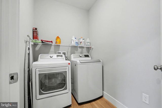 133 LARKIN DR, Mechanicsburg, PA 17055