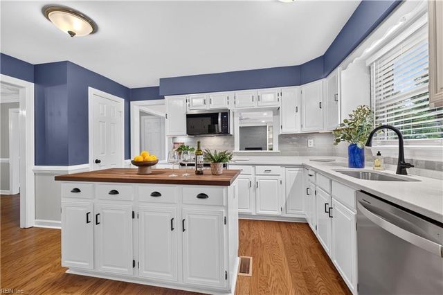 761 Largo DR, Virginia Beach, VA 23464