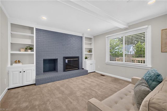 761 Largo DR, Virginia Beach, VA 23464