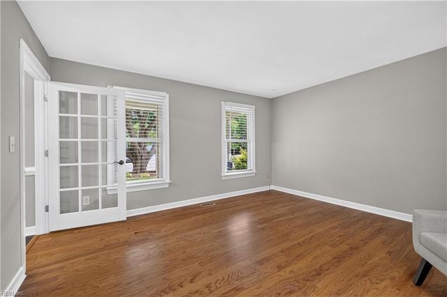 761 Largo DR, Virginia Beach, VA 23464